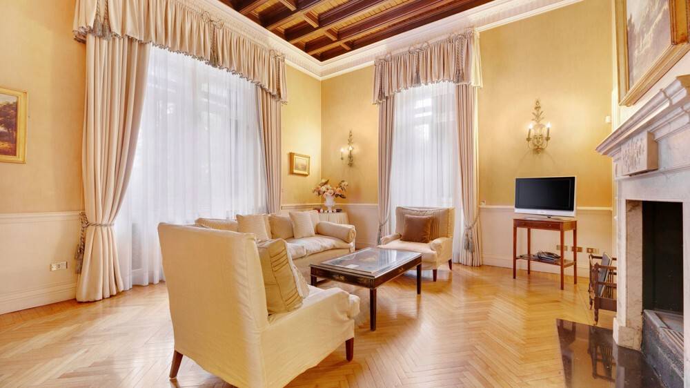 Villa a Saronno in Via Manzoni, 14 - Foto 3