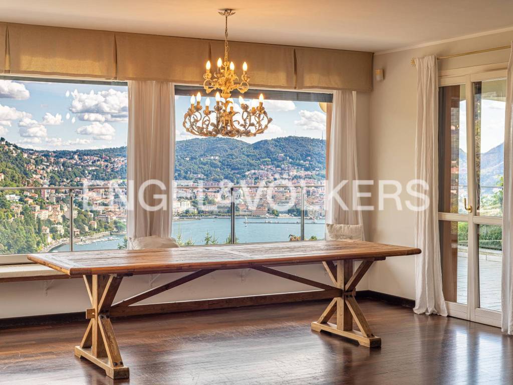 Villa a Como in Via Panoramica San Pietro, 66 - Foto 2