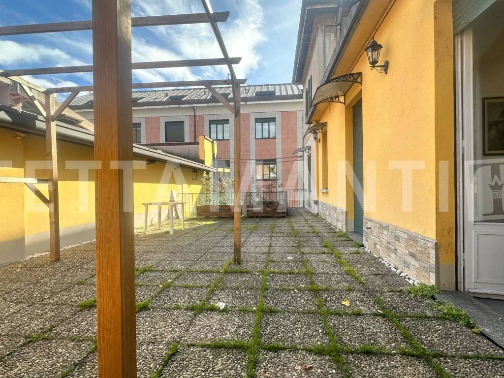 Appartamento a Como in Via Teresa Ciceri, 3 - Foto 2