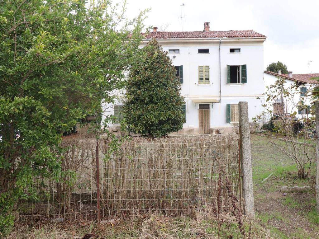 Rustico / casale a Alessandria in Strada Rocca, 33 - Foto 2