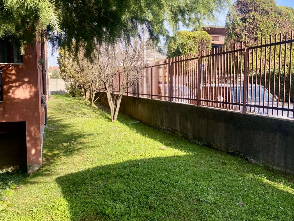 Appartamento a Nerviano in Via Armando Diaz - Foto 4