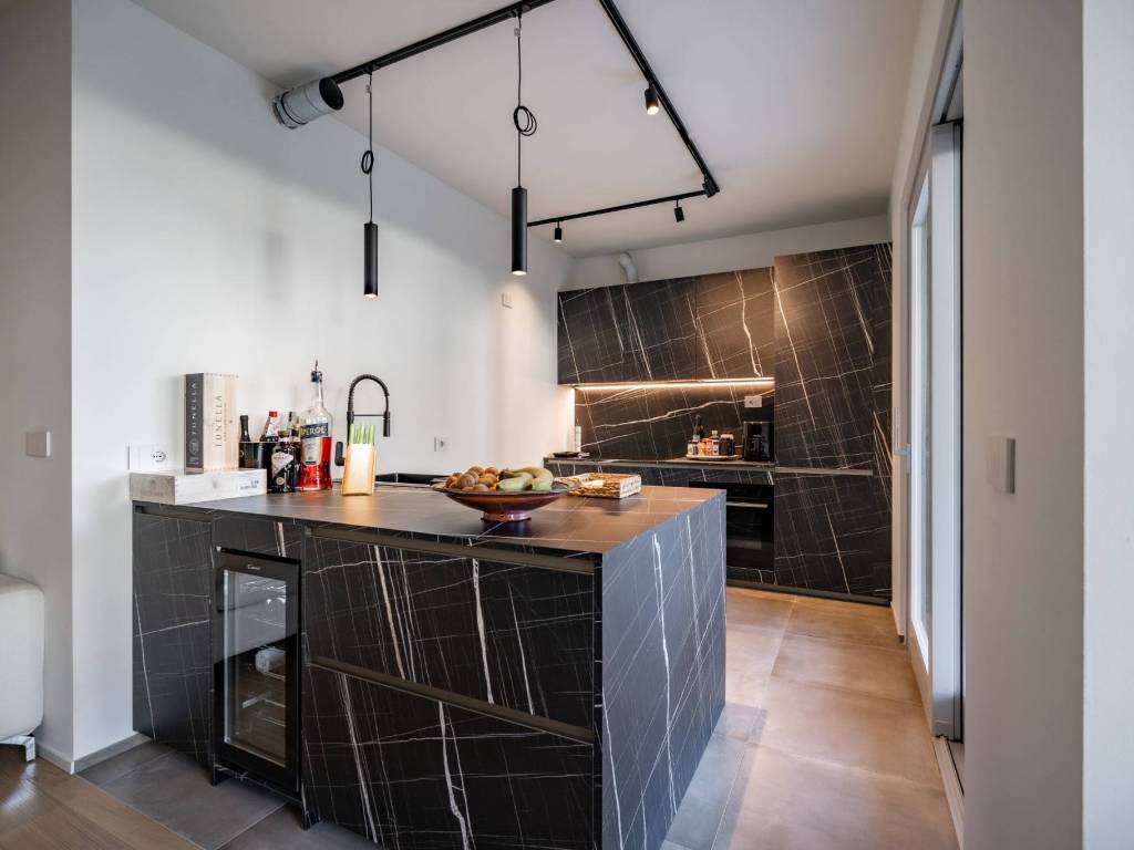 Appartamento a Valmadrera in Strada Provinciale Lariana - Foto 3