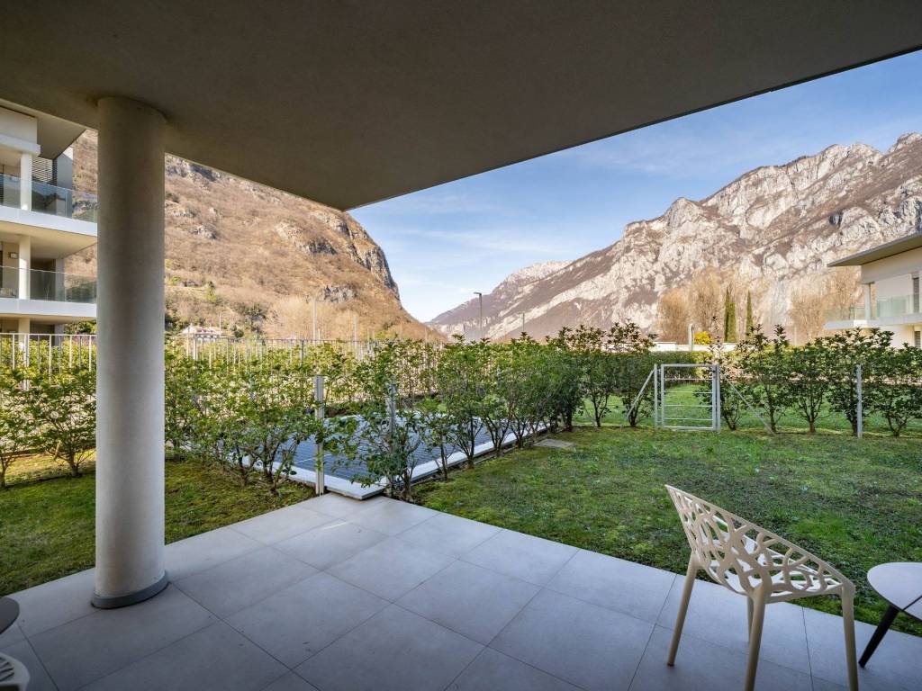 Appartamento a Valmadrera in Strada Provinciale Lariana - Foto 5