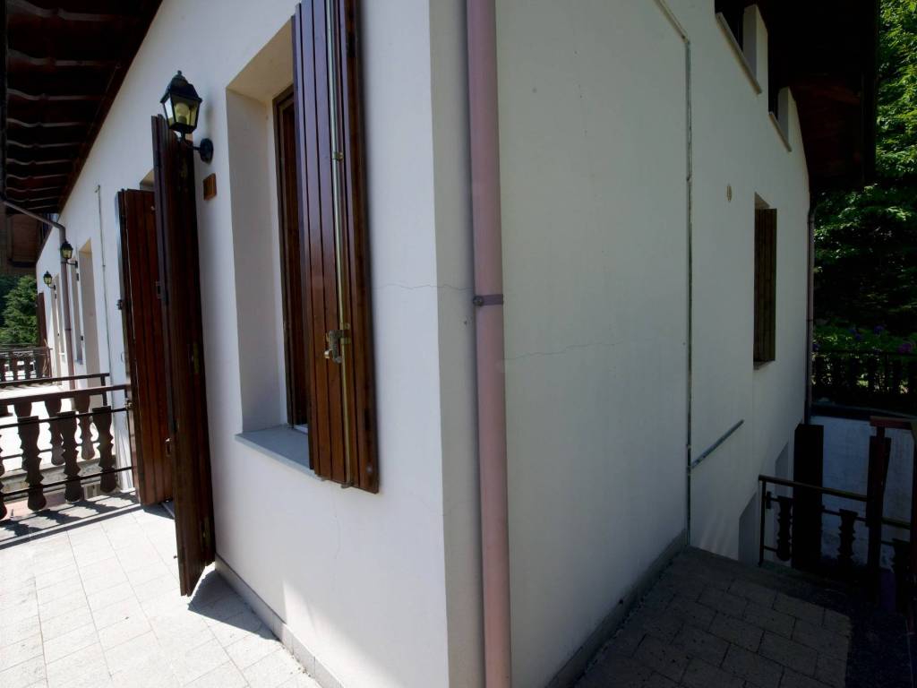 Appartamento a Lizzano in belvedere in Via Monte Grande, 10 - Foto 4