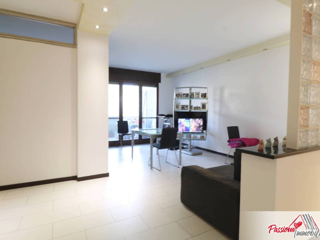 Appartamento a Verona in Via Eraclea, 2 - Foto 2