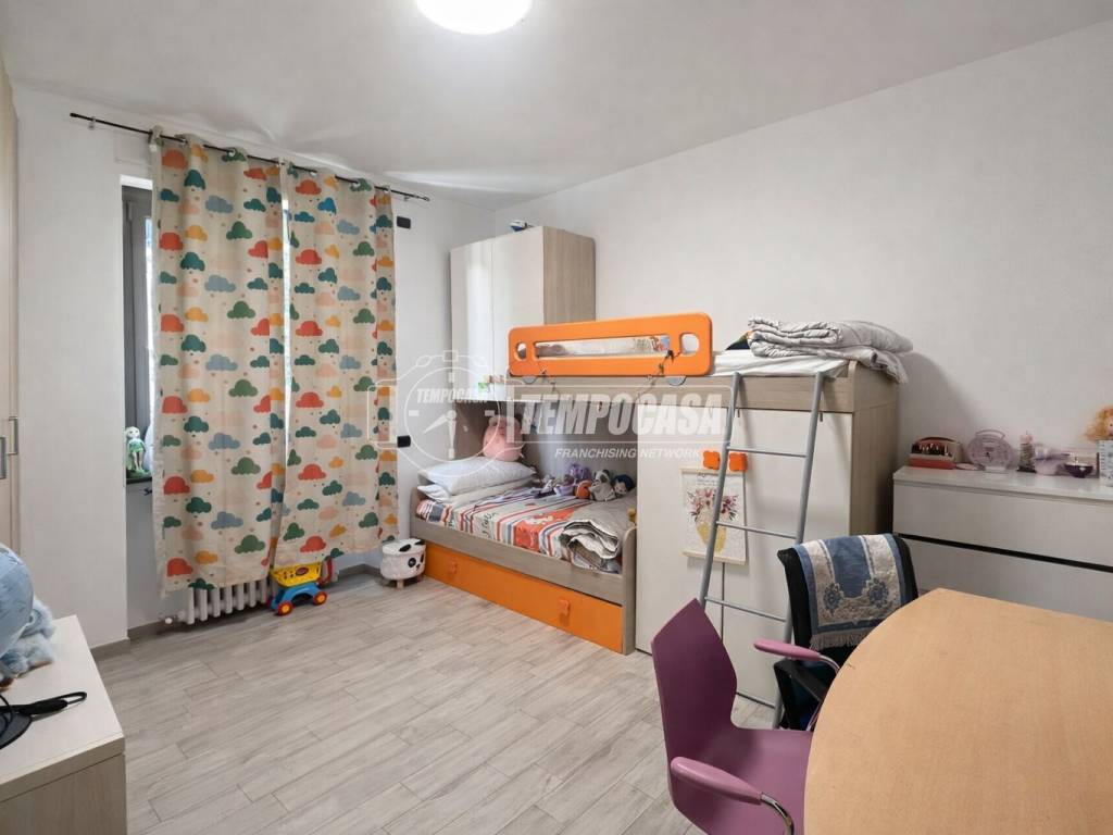 Appartamento a Muggiò in Via Europa, 17 - Foto 5