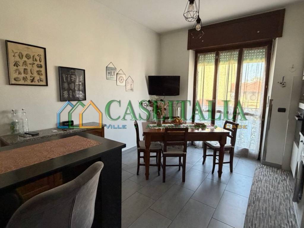 Appartamento a Rivoli in Via Urbino - Foto 5