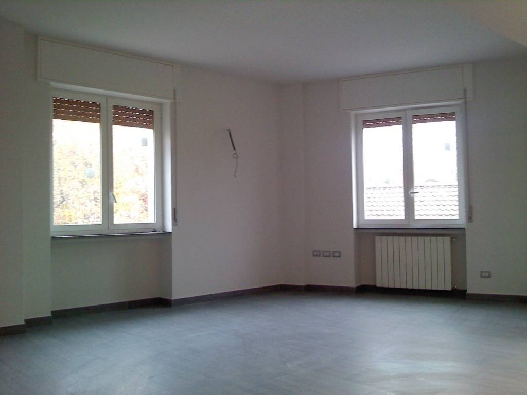 Appartamento a Bovisio-masciago in Corso Milano, 25 - Foto 2