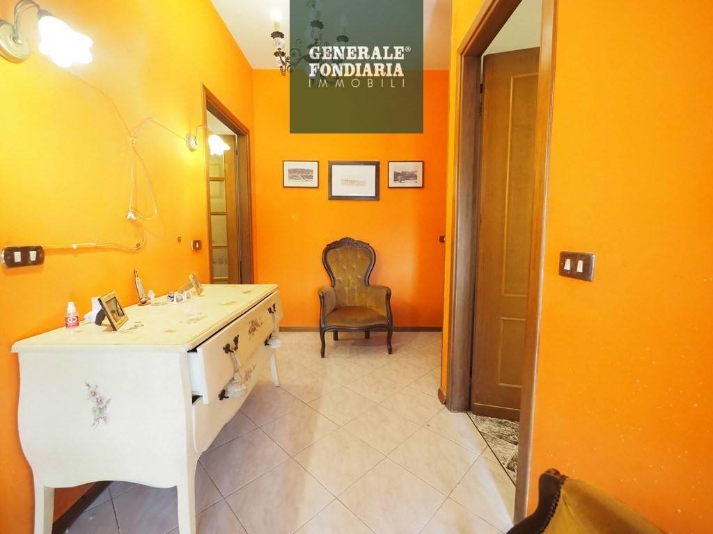 Appartamento a Borgo val di taro in via taro - Foto 4