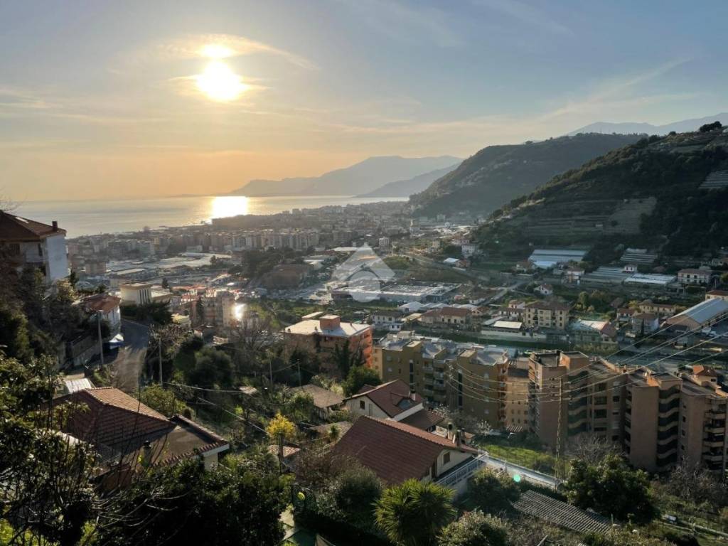 Terreno a Vallecrosia in Via Bellavista - Foto 2