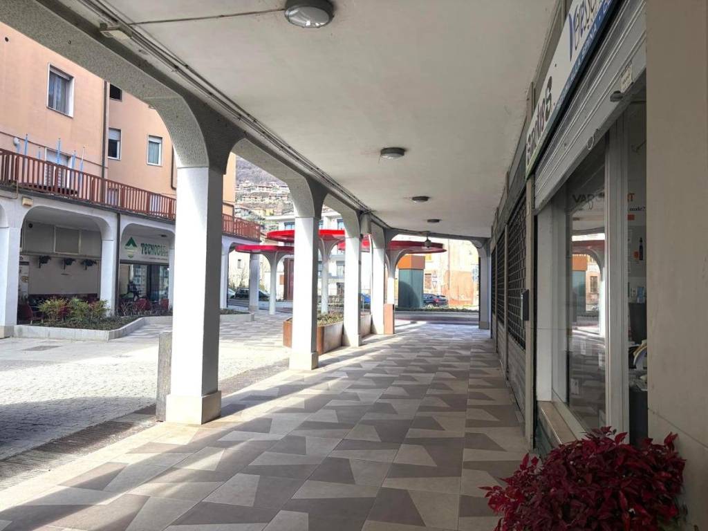 Immobile a Costa volpino in Via Lady Mary Wortley, 3 - Foto 3