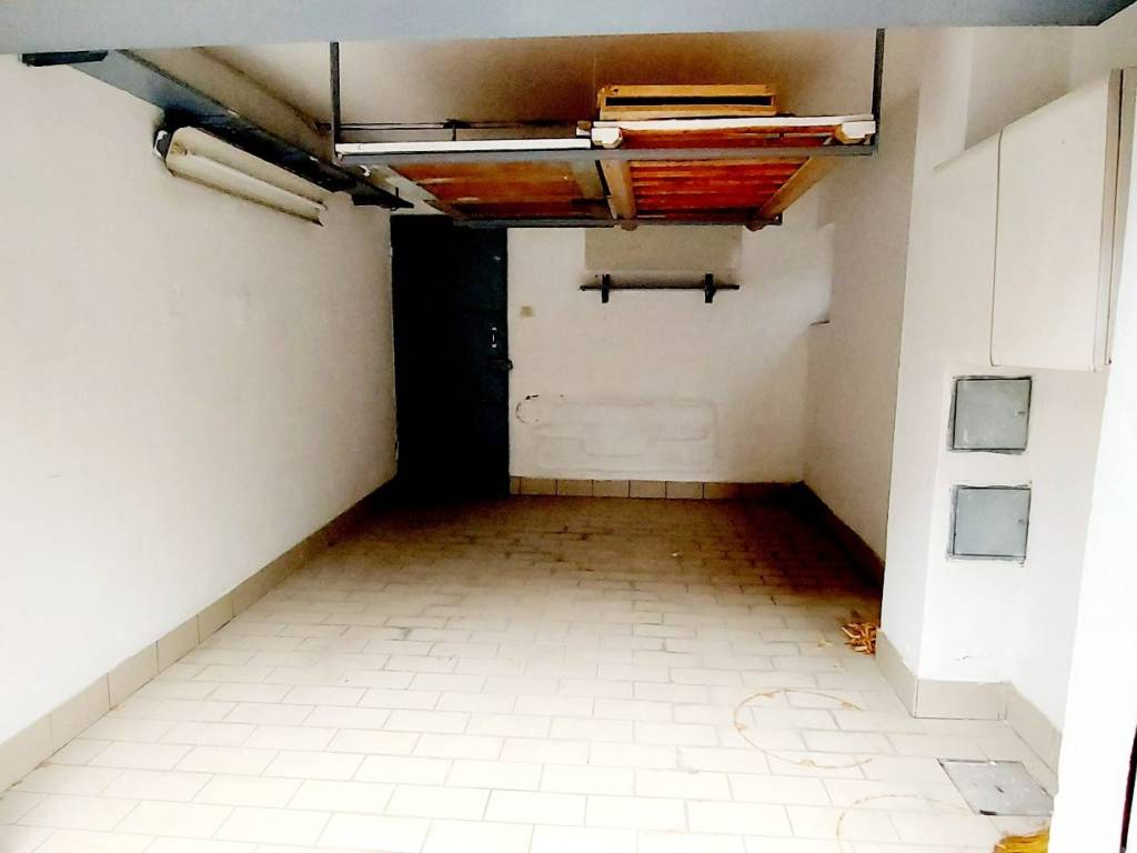 Box / garage a Parma in Via Francesco Levacher - Foto 2