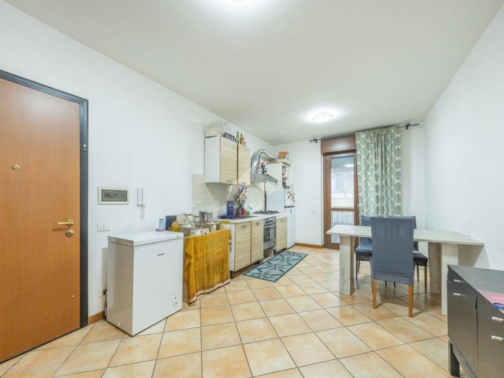 Appartamento a Roma in Carlo Cassola, 83 - Foto 2