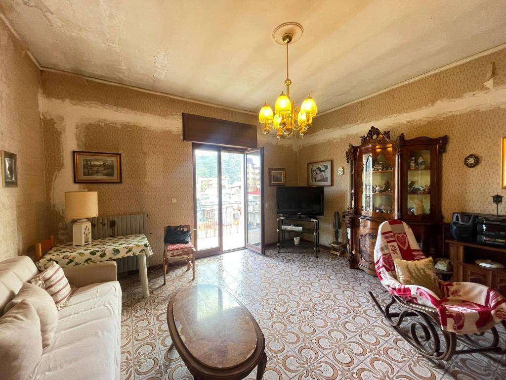 Appartamento a Napoli in Via Ferrante d'Aragona, 19 - Foto 5