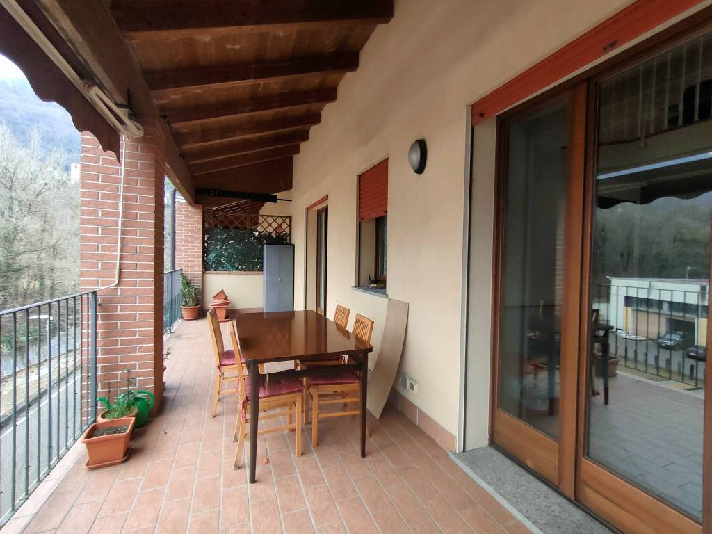 Appartamento a Como in Via Navedano, 2 - Foto 2