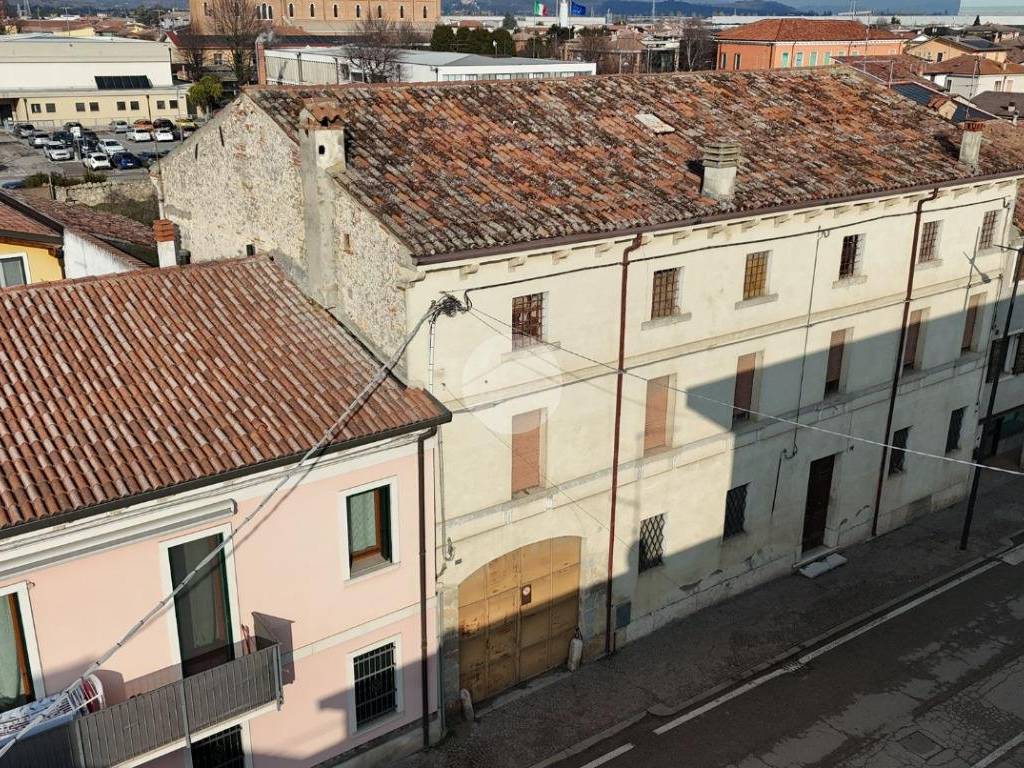 Casa indipendente a Belfiore in Via Guglielmo Marconi, 58 - Foto 2