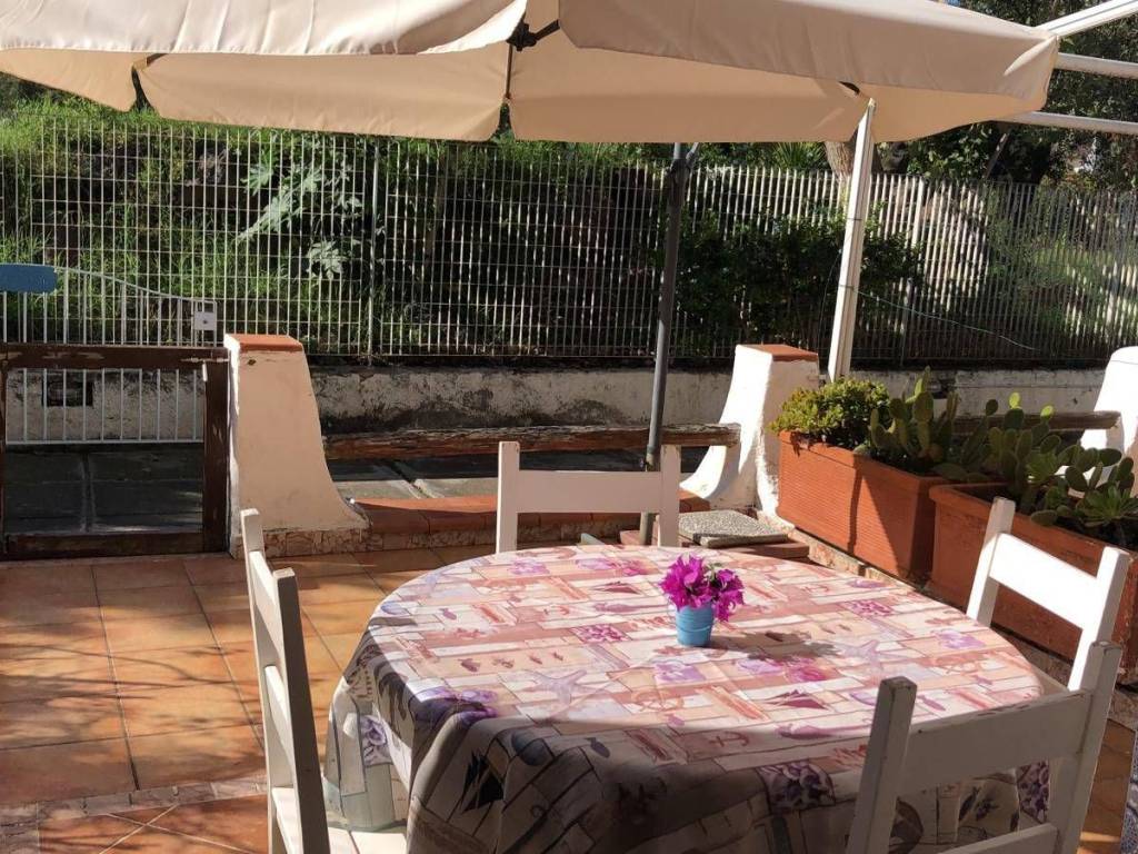 Appartamento a Lipari in Via Porto Levante - Foto 4