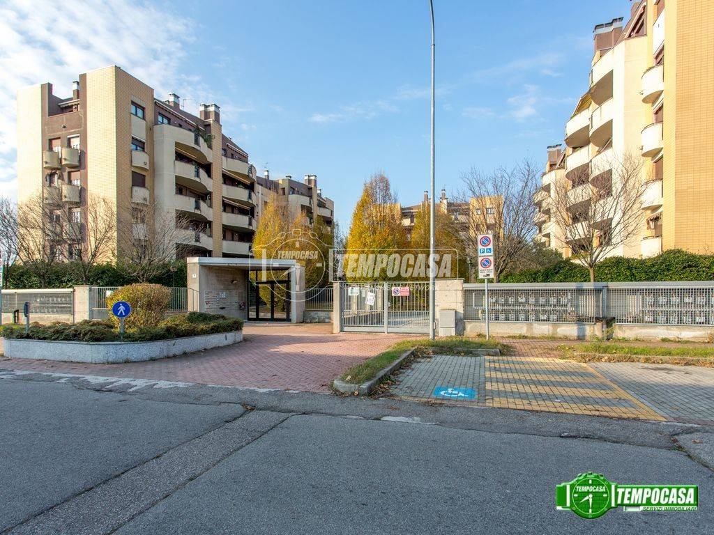 Appartamento a Muggiò in Via SAN CARLO 7 - Foto 3