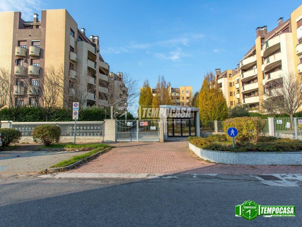Appartamento a Muggiò in Via SAN CARLO 7 - Foto 4