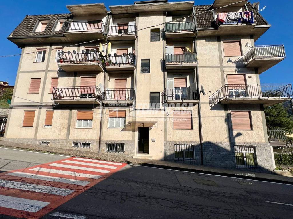Appartamento a Adrara san martino in Via Papa Giovanni XXIII 2 - Foto 4