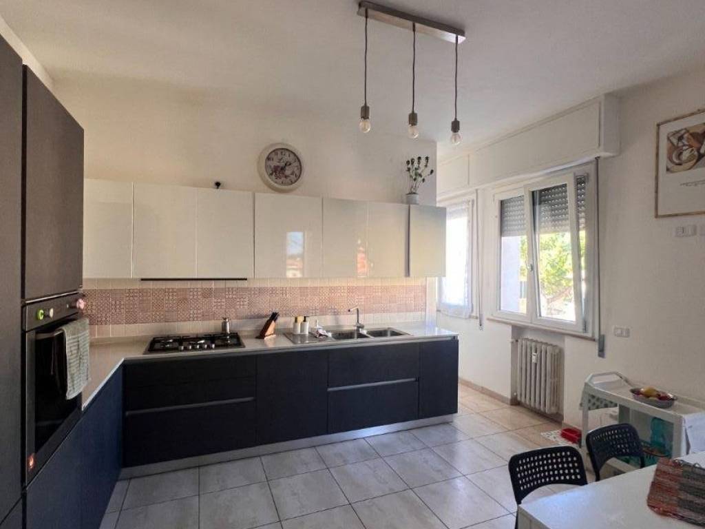 Appartamento a Pesaro in Viale della Vittoria - Foto 3