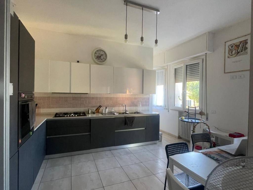 Appartamento a Pesaro in Viale della Vittoria - Foto 4