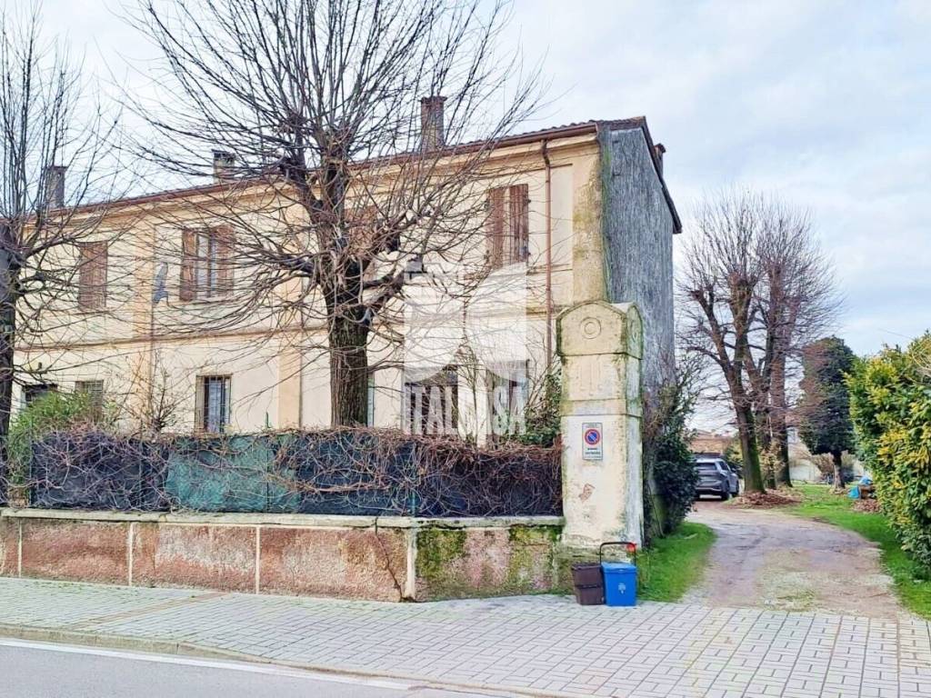 Villa a Roverbella in Via Roma - Foto 4