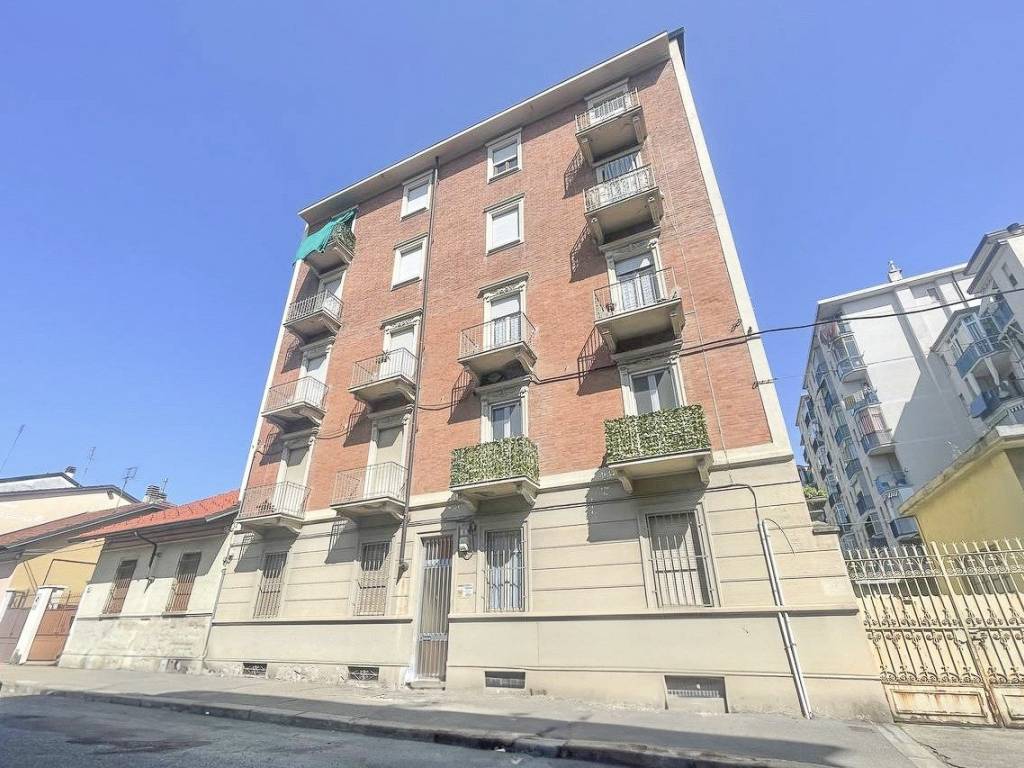 Appartamento a Torino in Via Alessandro Carroccio, 6 - Foto 2