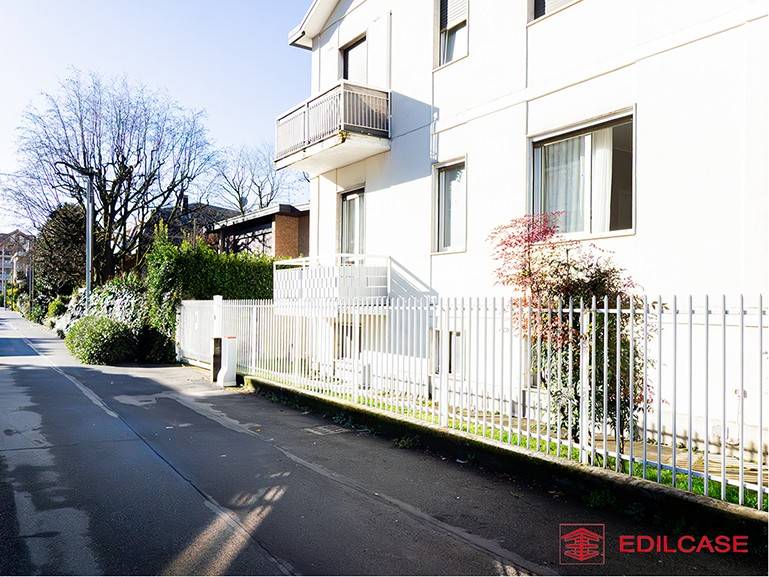 Appartamento a Paderno dugnano in Via Camillo Benso di Cavour - Foto 4