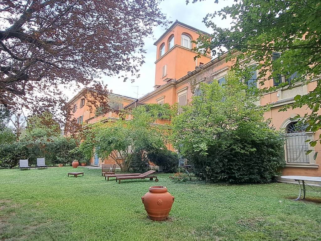 Villa a Casalecchio di reno in Via Anna Frank - Foto 5