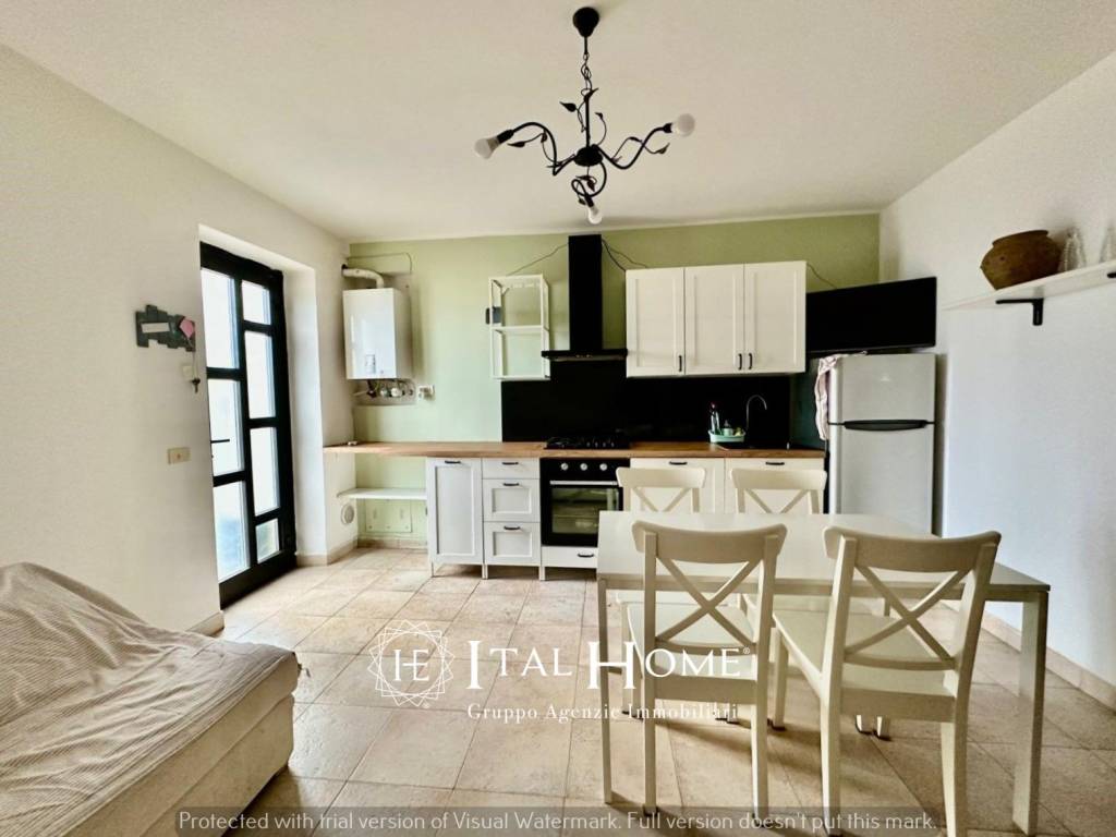 Appartamento a Villafranca di verona in Via Dosdegà - Foto 2