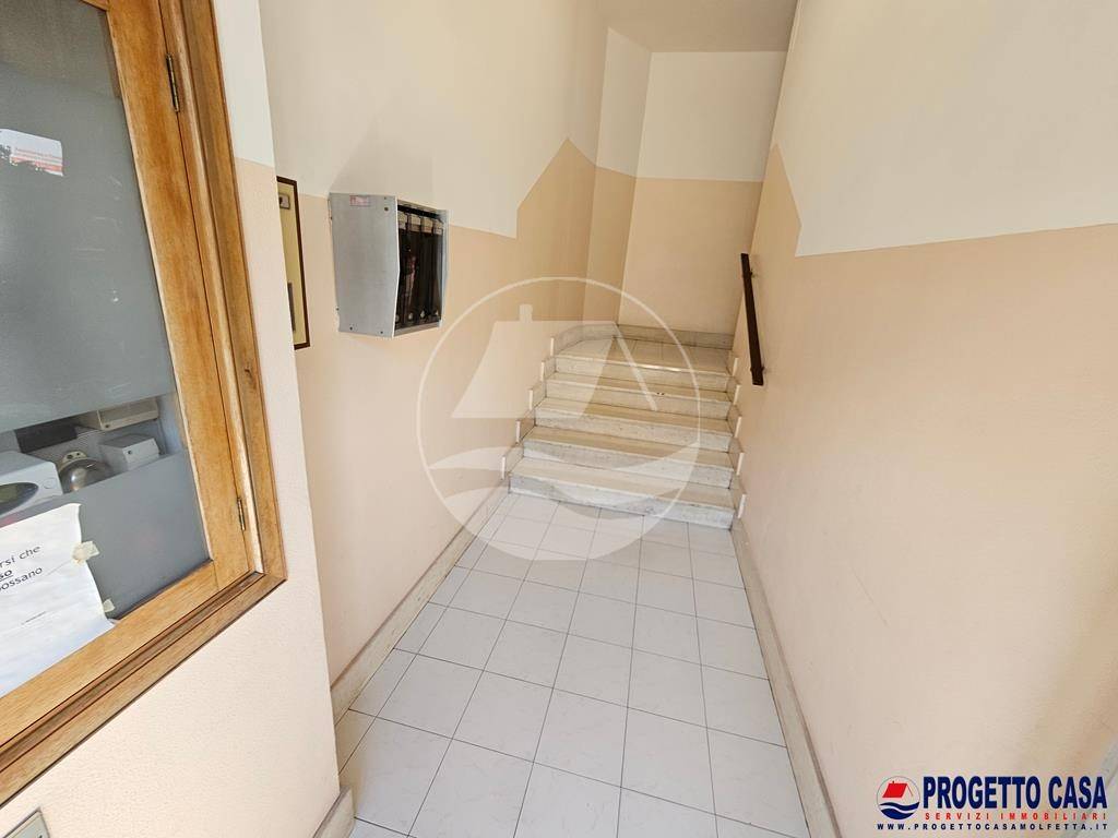 Appartamento a Giovinazzo in Piazza Giuseppe Garibaldi - Foto 2