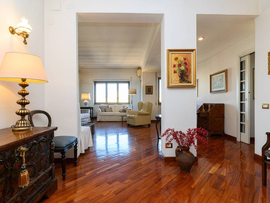 Appartamento a Roma in Largo Gaetano la Loggia, 33 - Foto 2