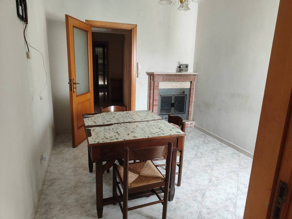 Casa indipendente a Parolise in Via Roma - Foto 5