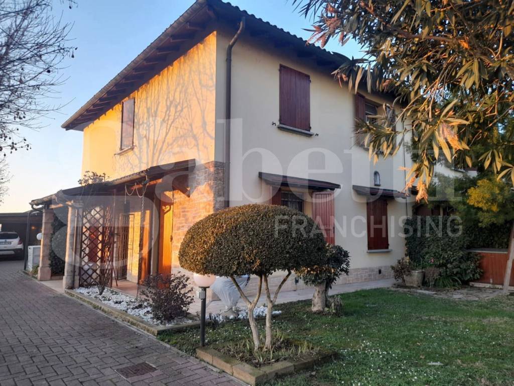 Villa a Calderara di reno in Via Stelloni Levante - Foto 2