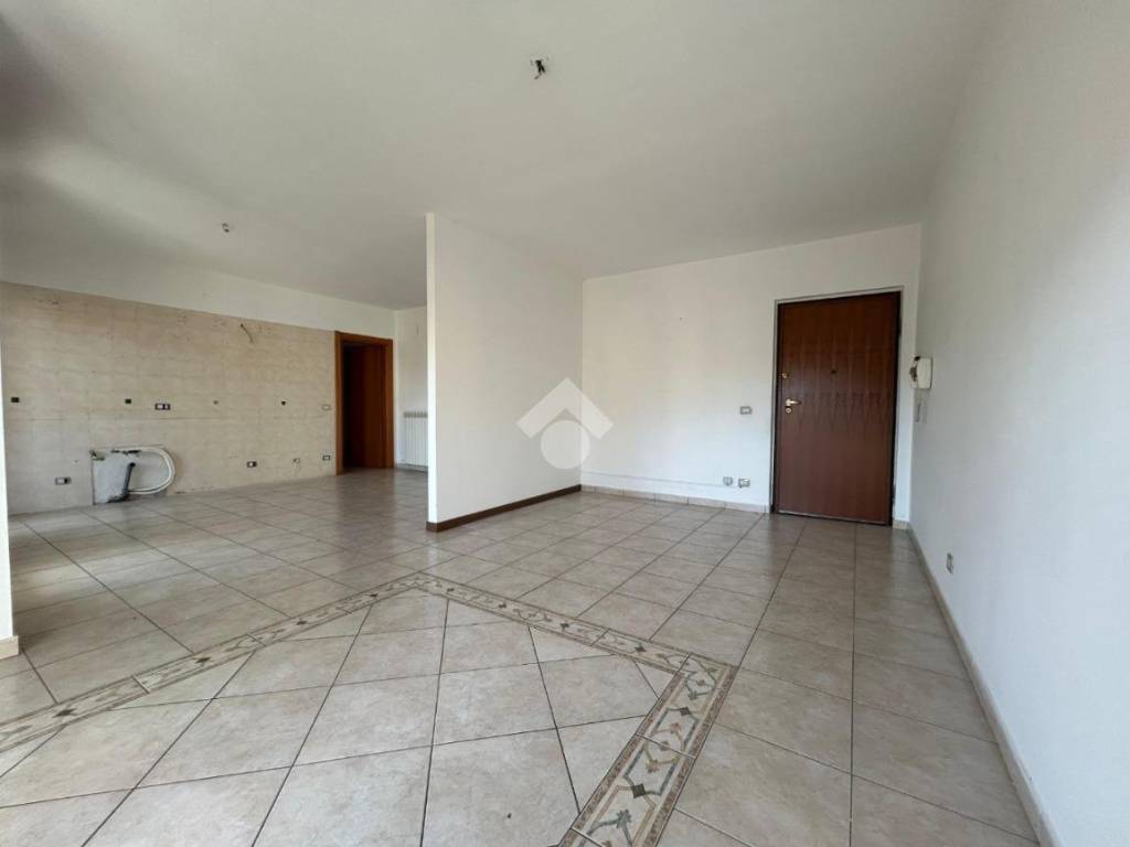 Appartamento a Cosenza in Via Francesco de Francesco, 19 - Foto 2