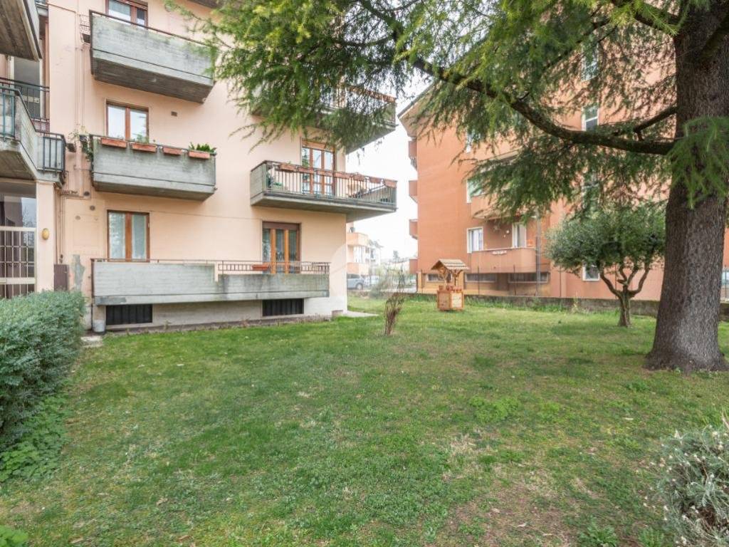 Appartamento a Bussolengo in Via scalilgeri, 12 - Foto 2