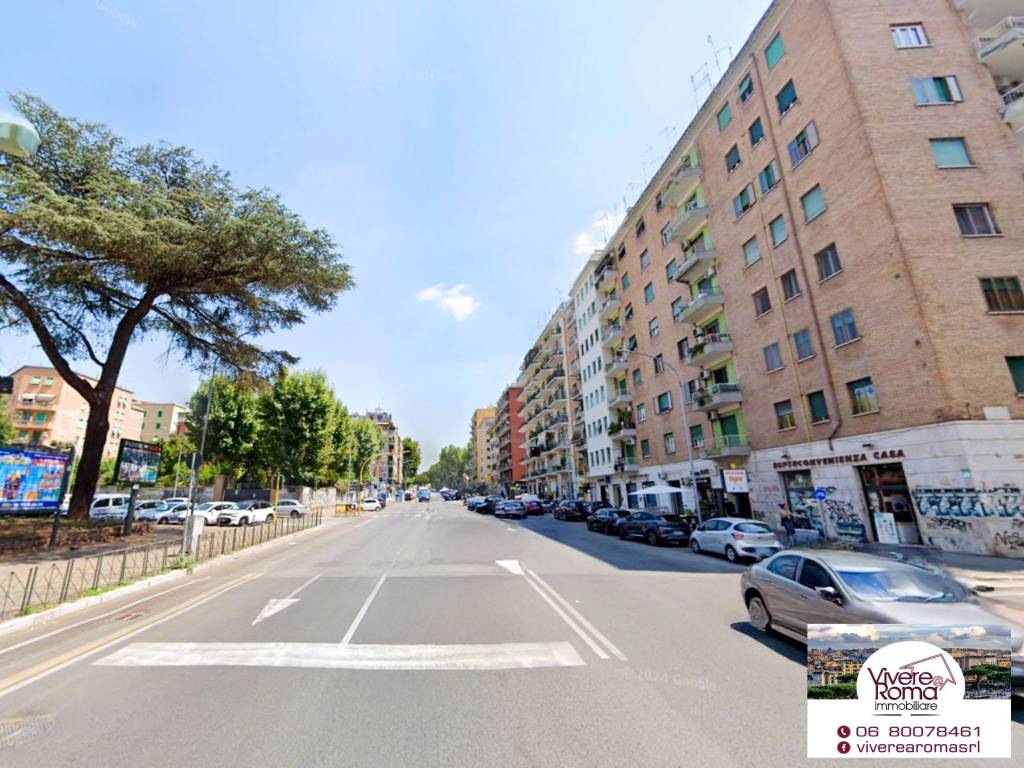 Immobile a Roma in Via Tuscolana, 346 - Foto 2