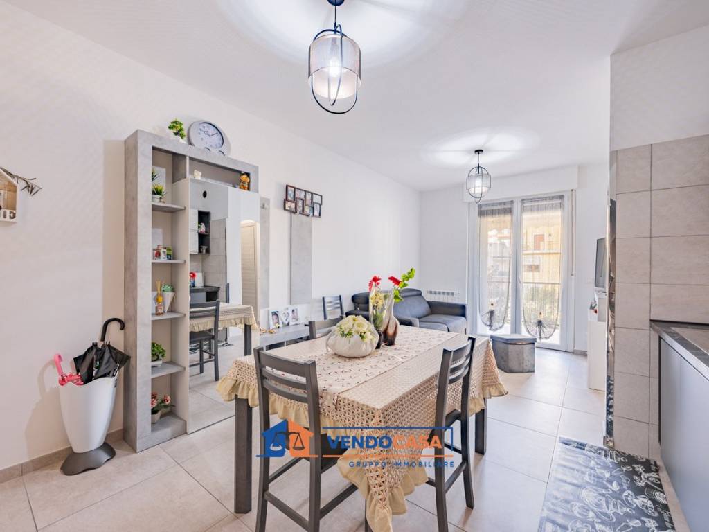 Appartamento a Albenga in Via Costituzione, 22 - Foto 2