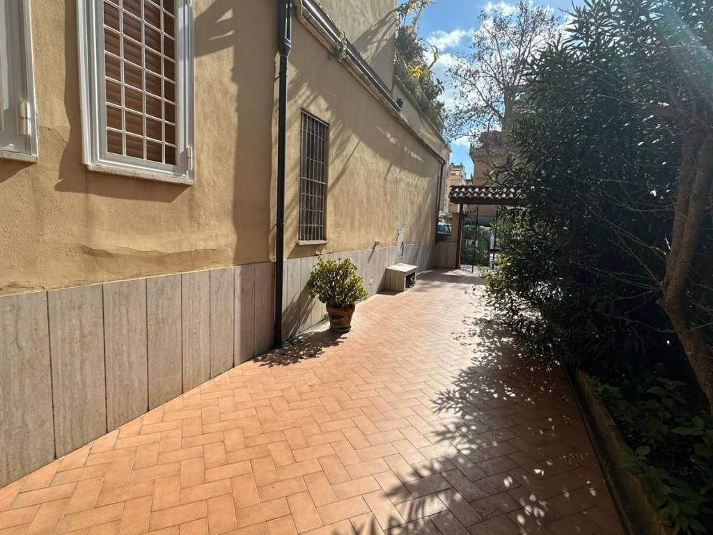 Appartamento a Roma in Via Federico Delpino - Foto 4