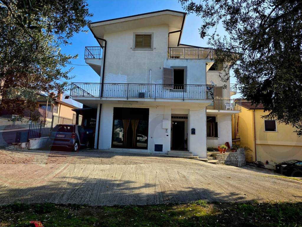 Villa a Boville ernica in Via Colle Martino - Foto 4