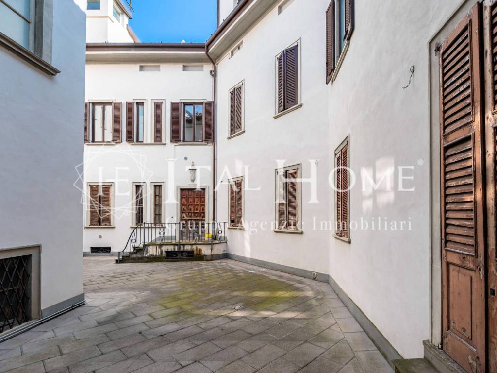 Appartamento a Bergamo in Via Pignolo, 70 - Foto 2