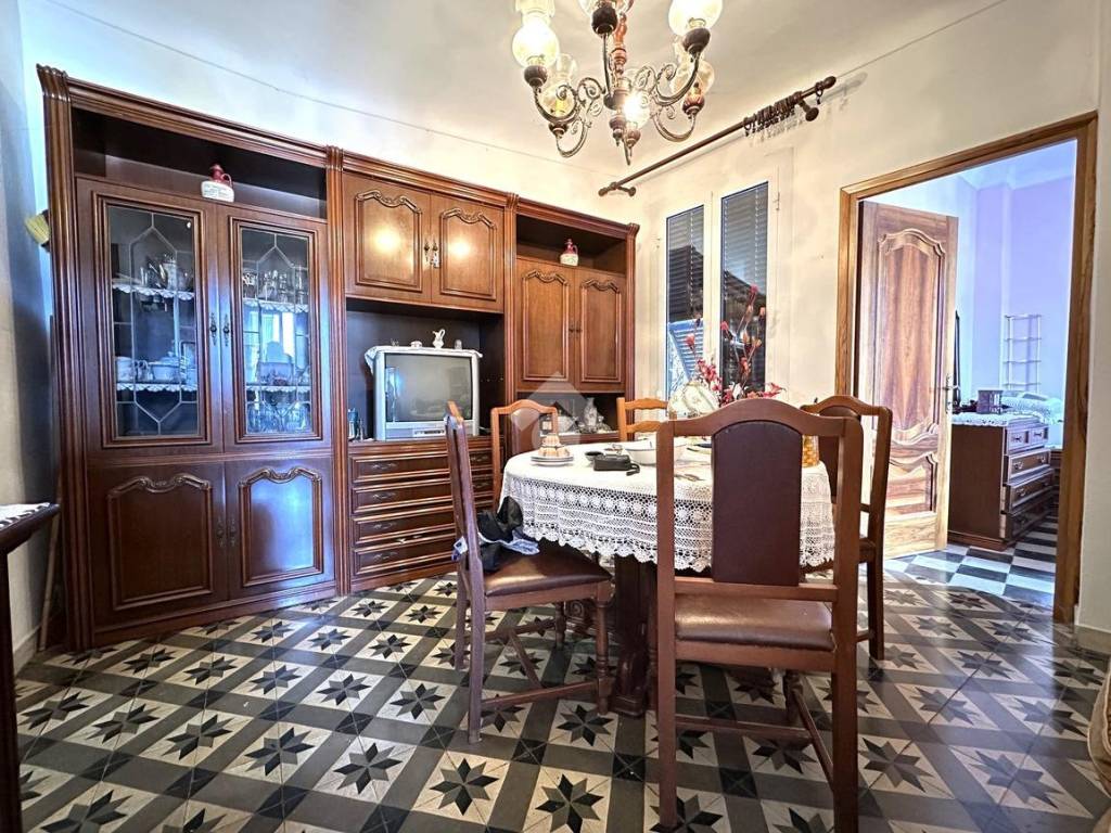 Appartamento a Dolceacqua in Via ROCCA, 3 - Foto 2