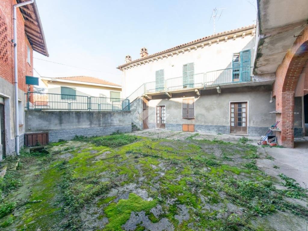 Casa indipendente a Altavilla monferrato in Via Giuseppe Mazzini, 1 - Foto 2