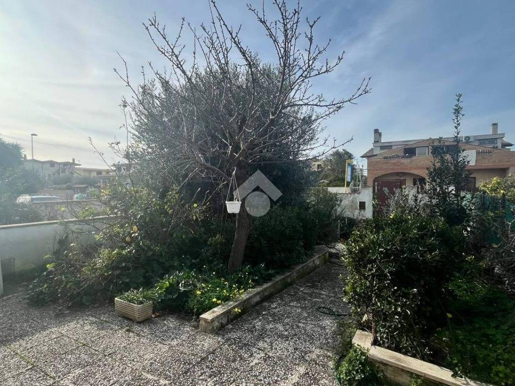 Villa a Ladispoli in Via Mosca, 50 - Foto 3