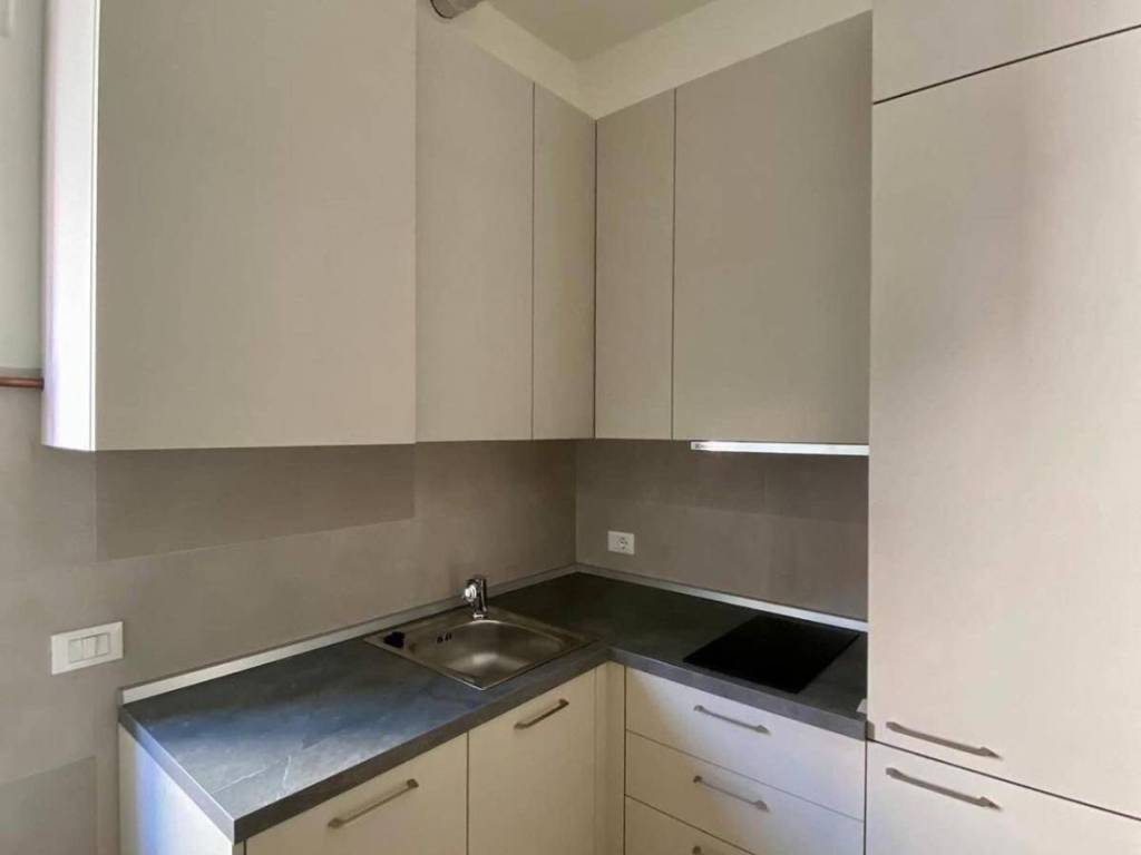 Appartamento a Brescia in Via Enrico Avanzi - Foto 4