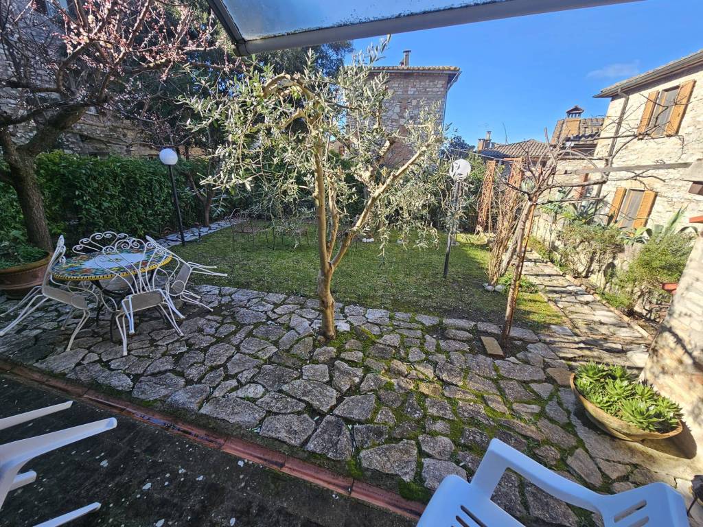 Appartamento a Corciano in Via del Girone, 9 - Foto 2