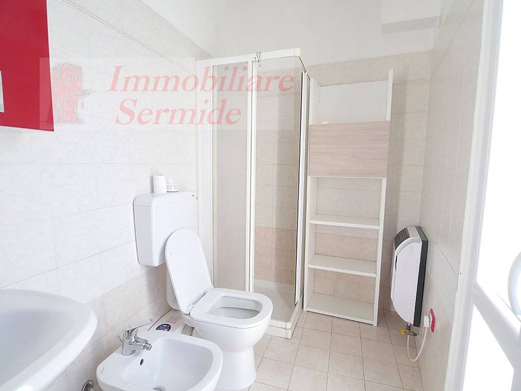 Appartamento a Sermide e felonica in Piazza Giuseppe Garibaldi, 14 - Foto 4