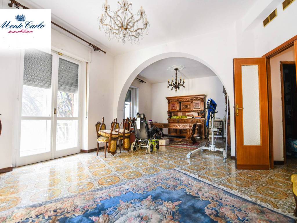 Appartamento a Cagliari in Via Dante Alighieri - Foto 5