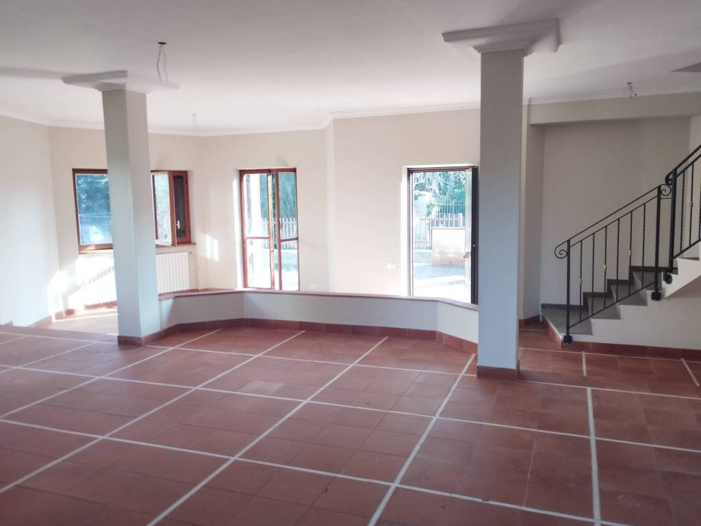 Villa a Manziana in Via Roma, 66 - Foto 3